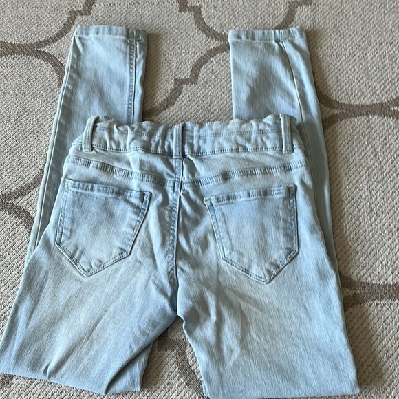 SO highly rise Skinny distressed light wash jeans - Picture 10 of 10